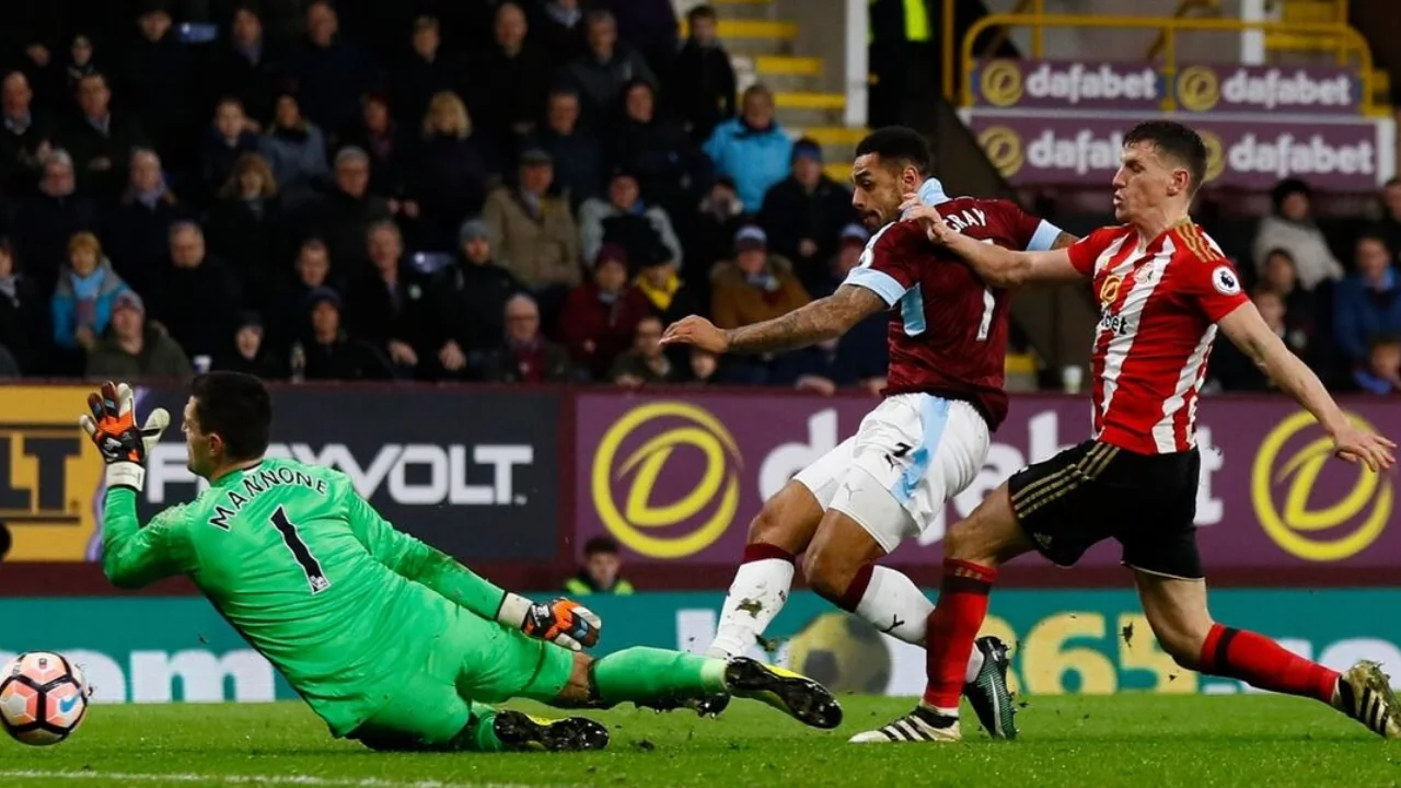 Nhận định điểm nóng chiến thuật trận bóng Sunderland vs Burnley